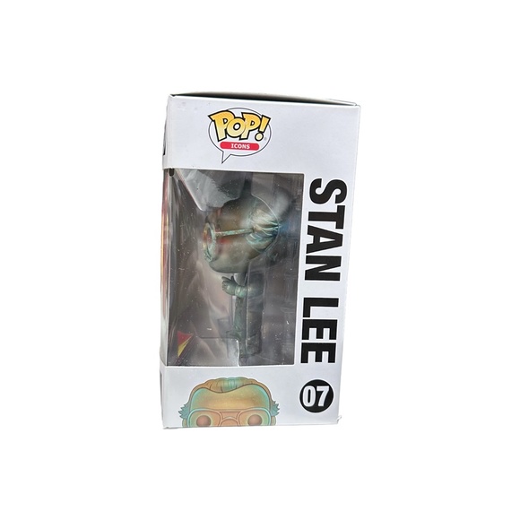 Funko Pop! Icons Stan Lee #07 Vinyl Figure - Picture 2 of 4